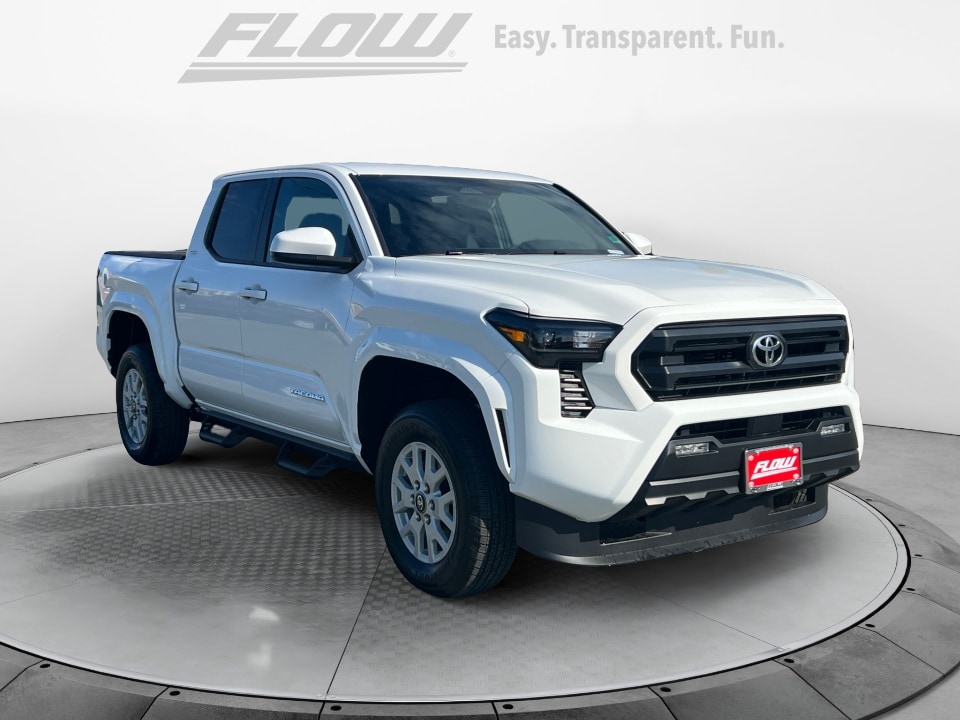 2025 Toyota Tacoma SR5's photo