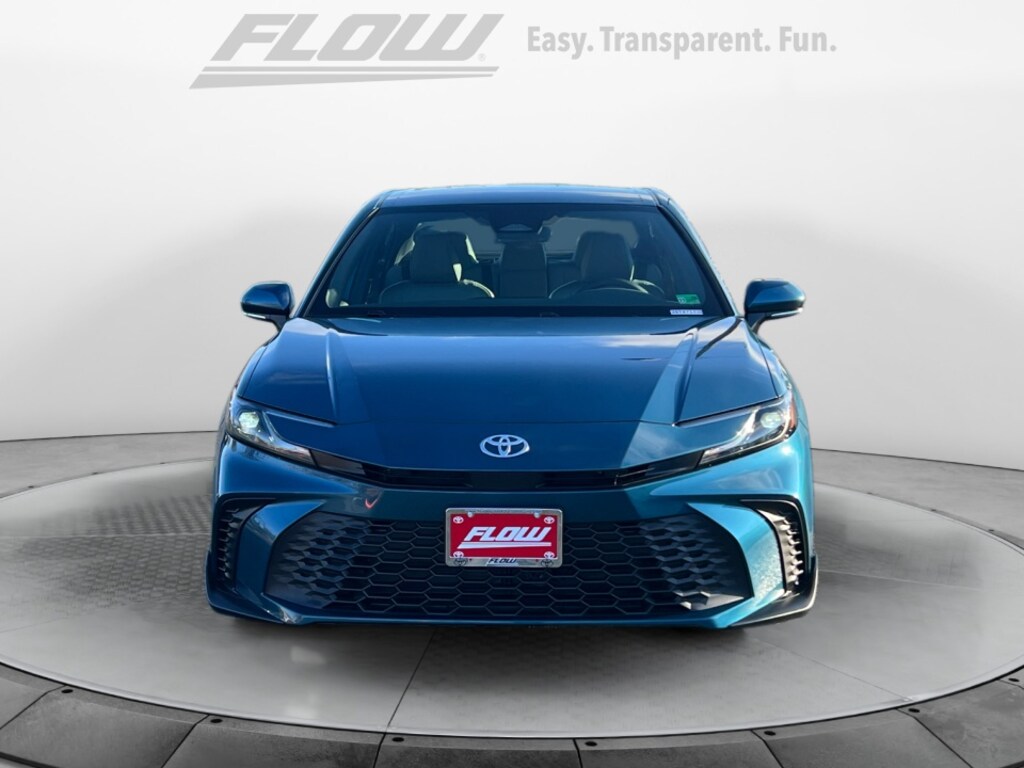 New 2026 Toyota Camry SE Sedan