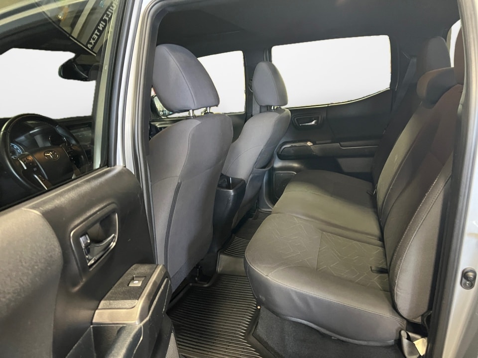 2017 Toyota Tacoma TRD Sport - Photo 16