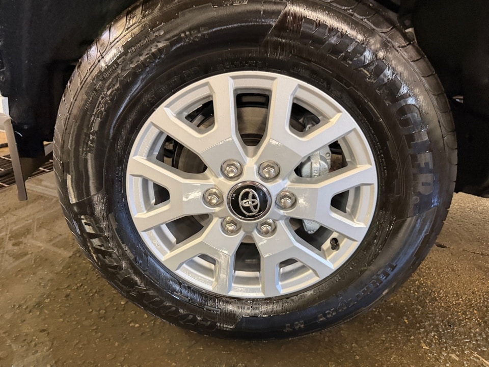2026 Toyota Tacoma SR5 - Photo 27
