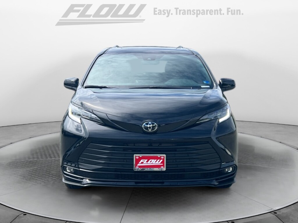 New 2026 Toyota Sienna Woodland Edition Van Passenger Van