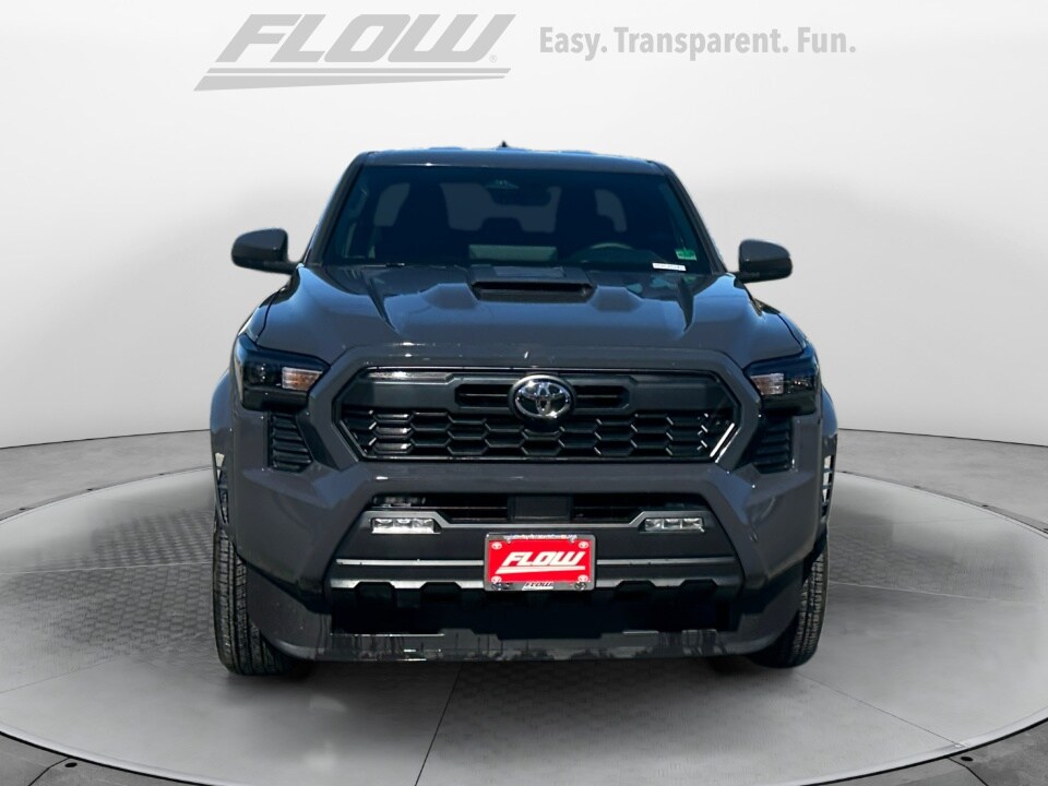 2025 Toyota Tacoma TRD Sport photo 2