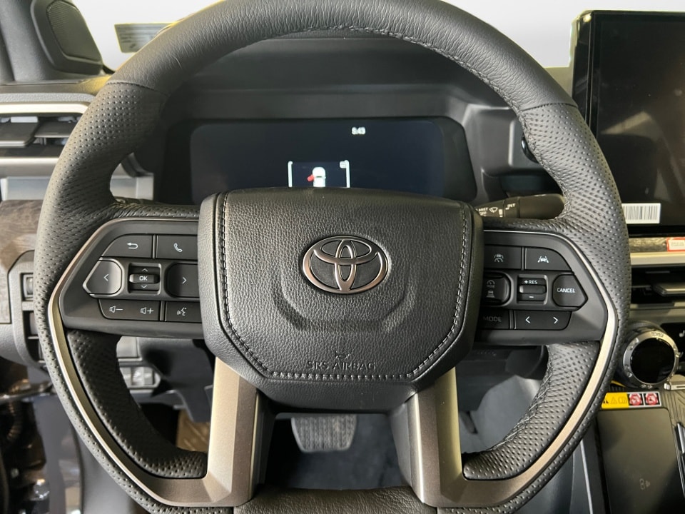 2026 Toyota Tacoma Limited - Photo 10