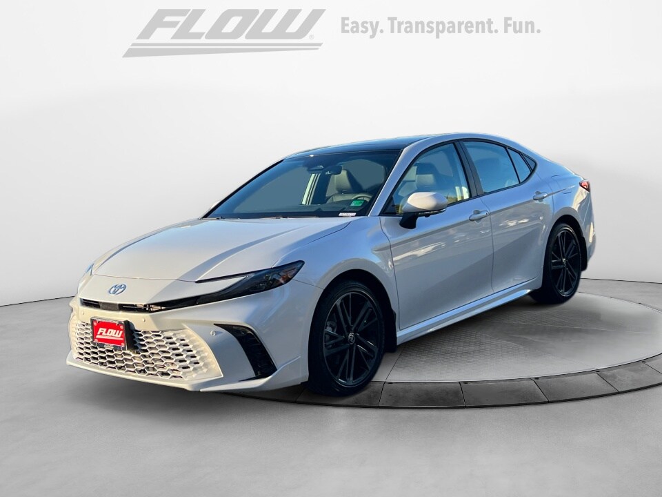 2026 Toyota Camry XSE photo 3