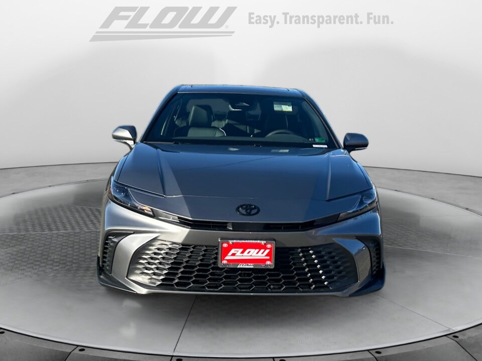 2026 Toyota Camry SE photo 2