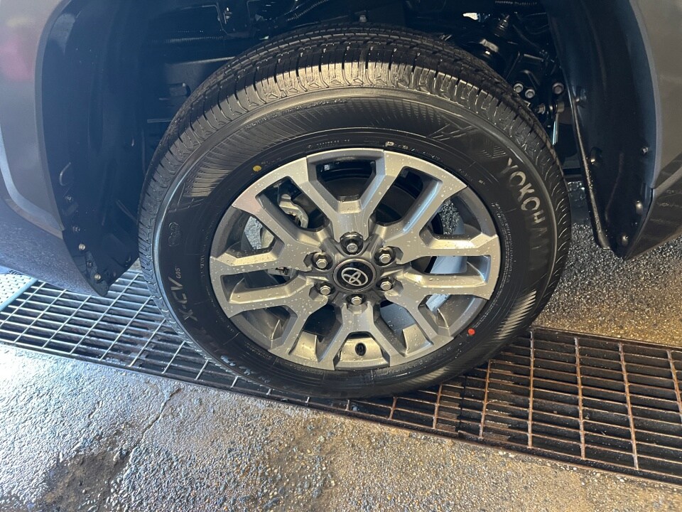 2026 Toyota Tundra 1794 Edition - Photo 23