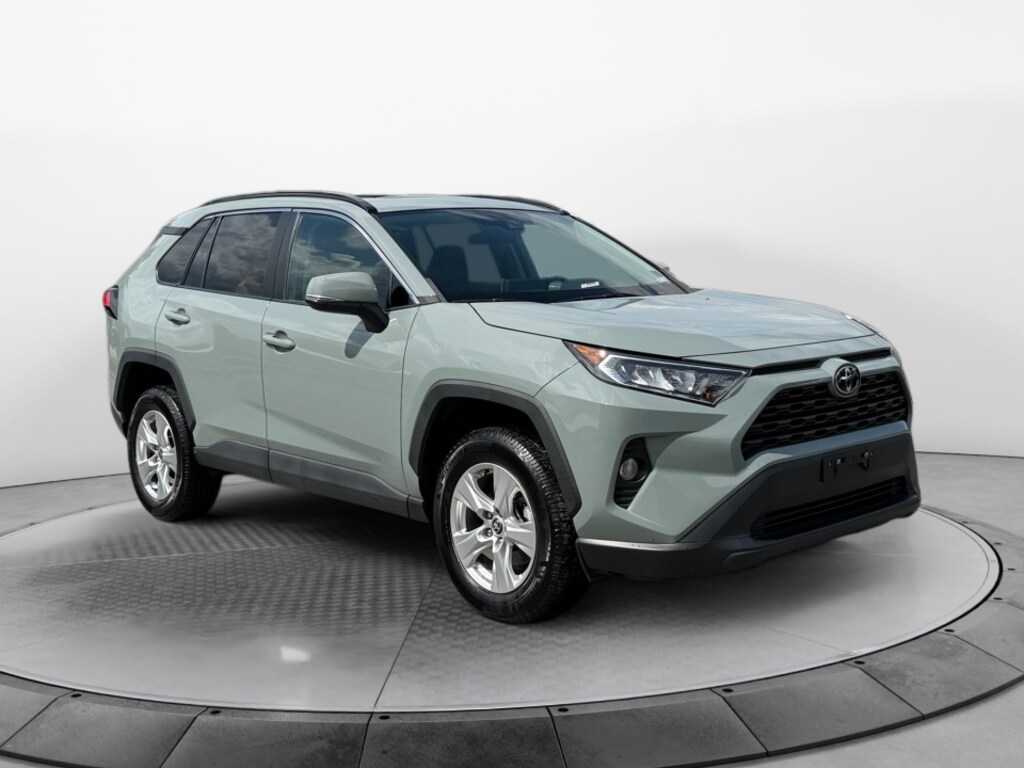 Used 2021 Toyota RAV4 XLE SUV