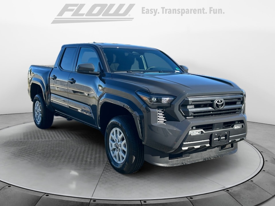 2025 Toyota Tacoma SR5's photo
