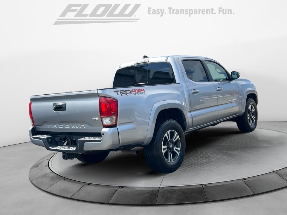 2017 Toyota Tacoma TRD Sport - Photo 9