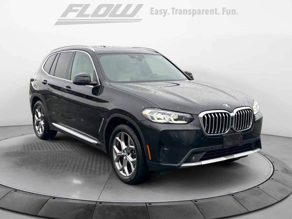 2022 BMW X3 30i's photo