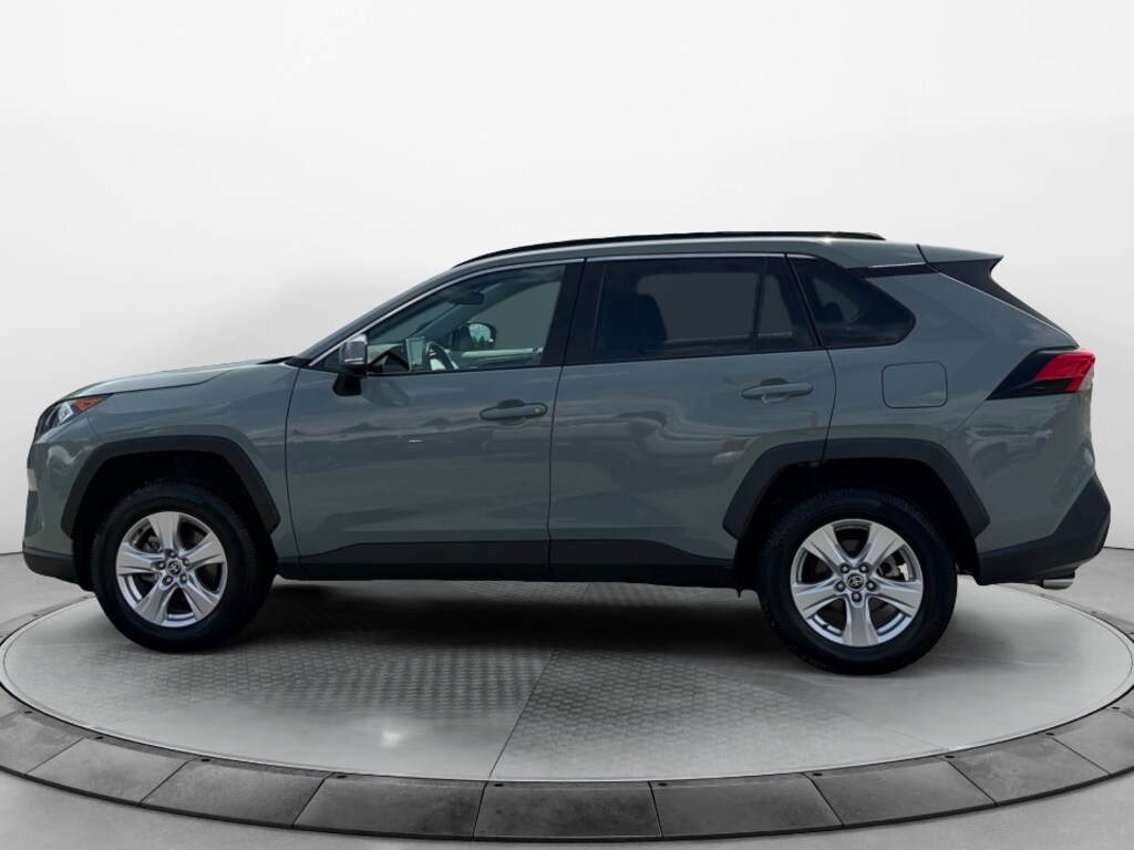 Used 2021 Toyota RAV4 XLE SUV