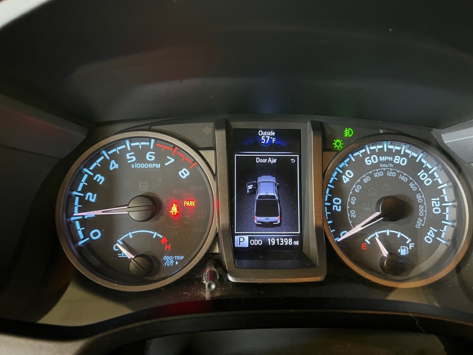 2017 Toyota Tacoma TRD Sport - Photo 14