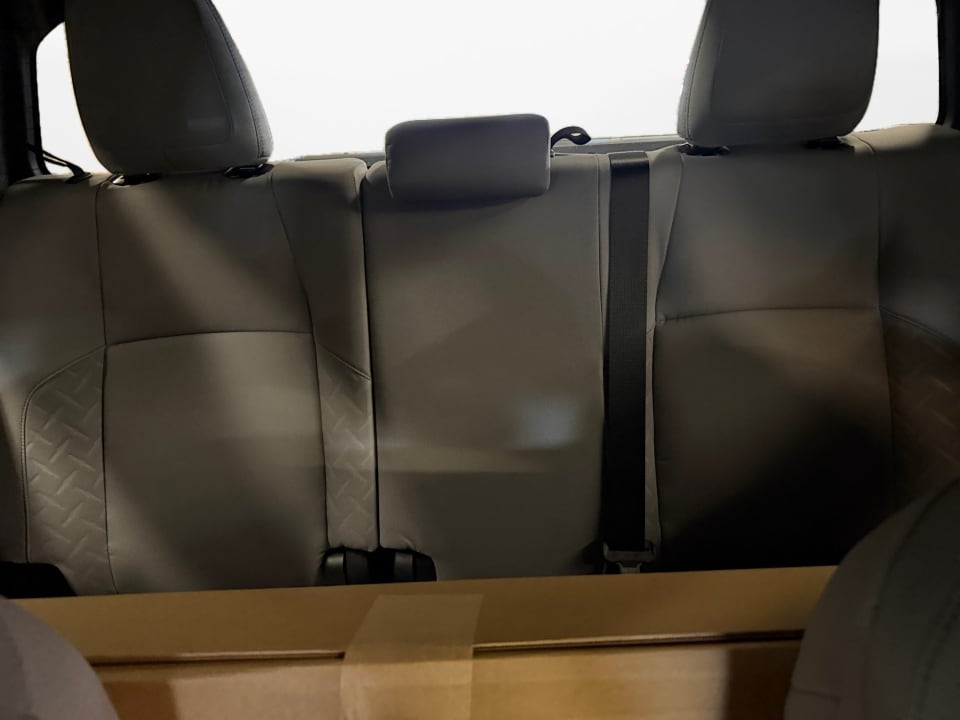 2026 Toyota Tacoma SR5 - Photo 12
