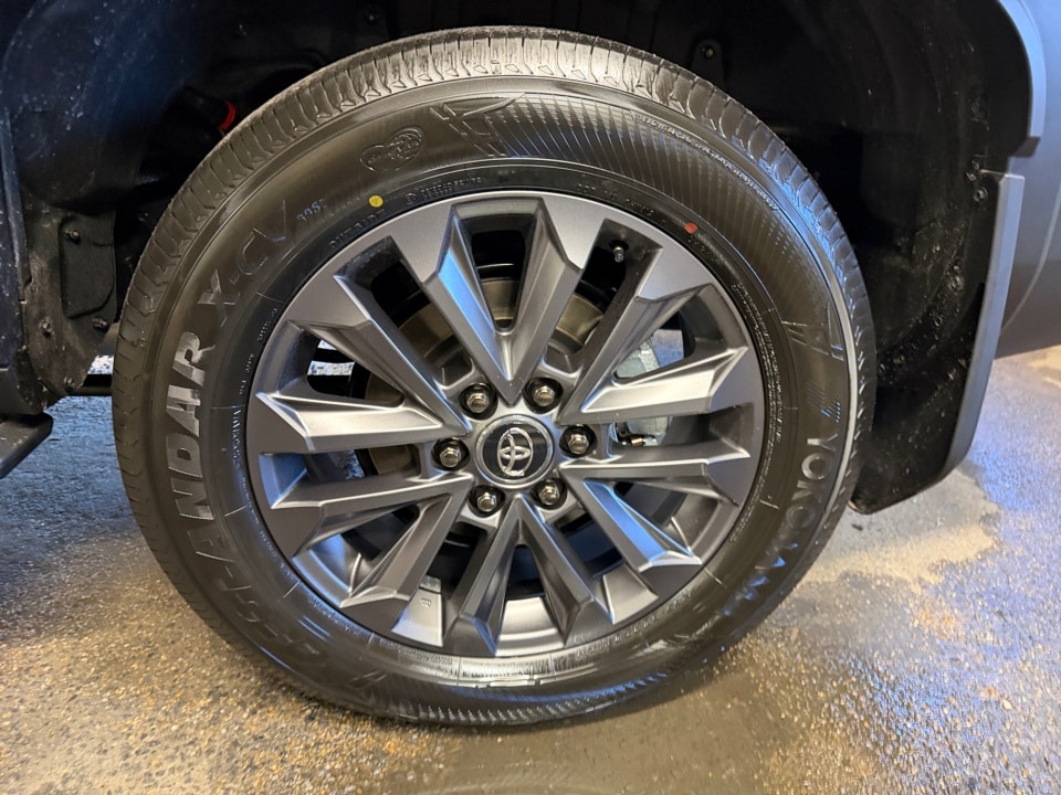 2026 Toyota Land Cruiser Base - Photo 22