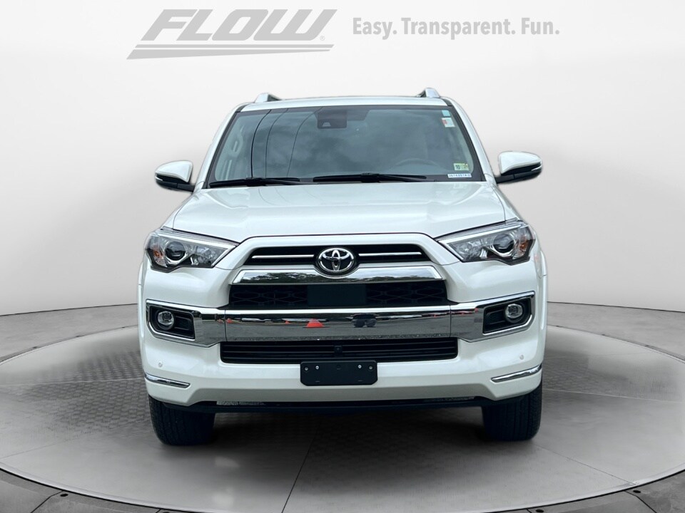 2023 Toyota 4Runner Limited photo 2