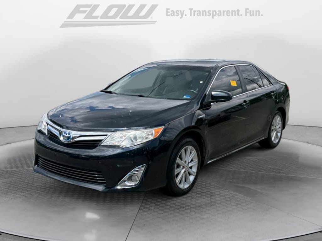 Used 2013 Toyota Camry Hybrid Sedan