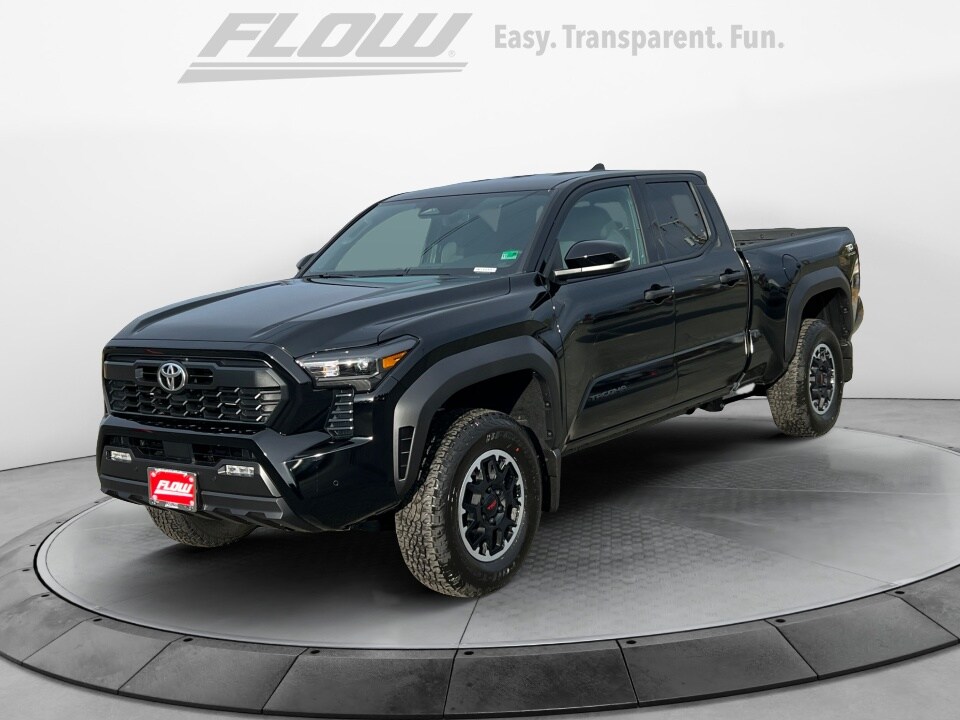 2025 Toyota Tacoma TRD photo 3