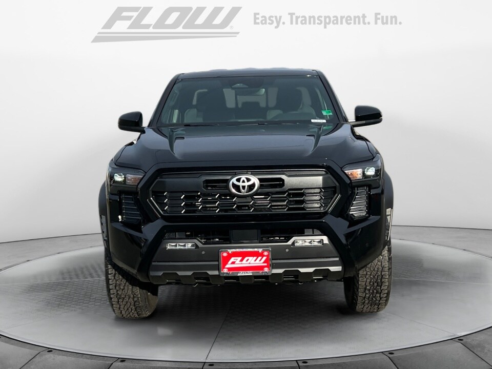 2025 Toyota Tacoma TRD photo 2