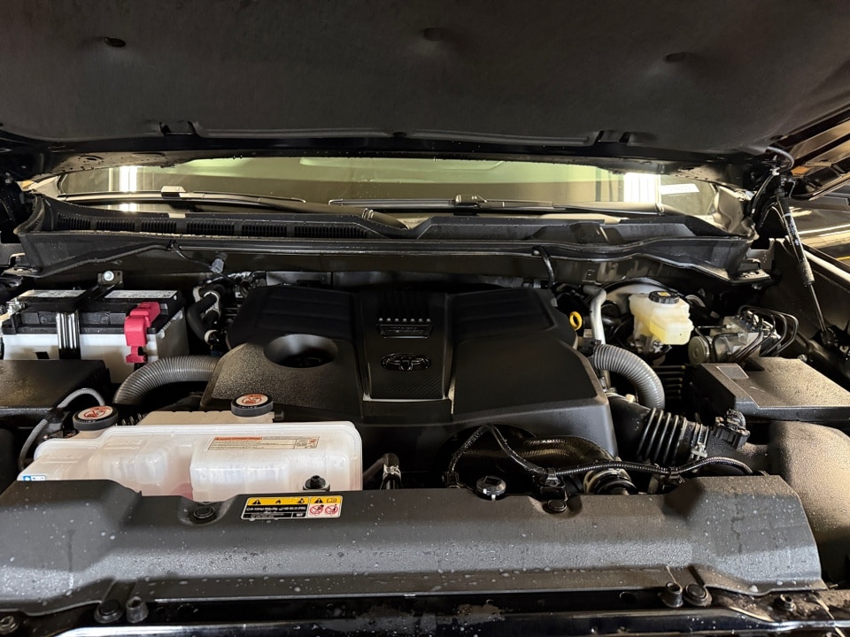 2026 Toyota Tundra SR5 - Photo 18