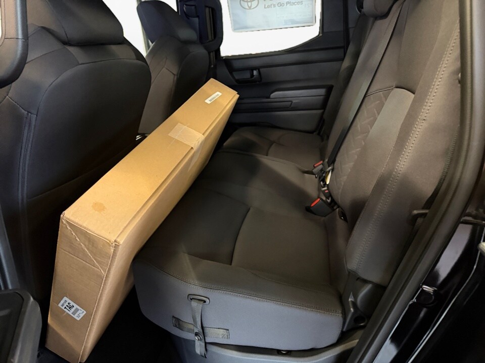 2026 Toyota Tacoma SR5 - Photo 13