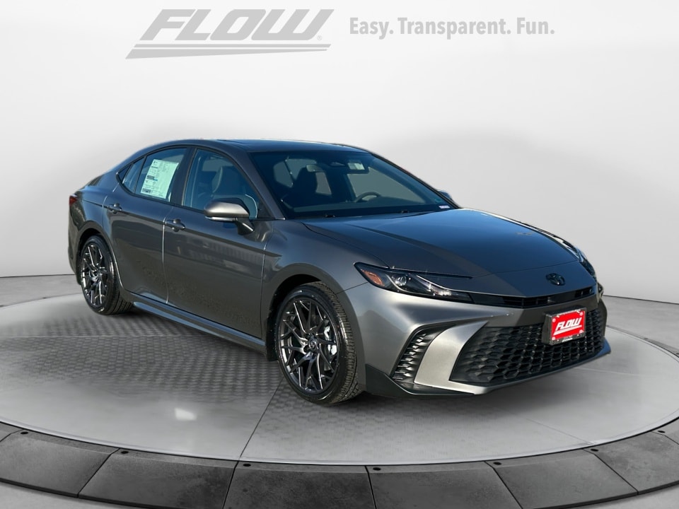 2026 Toyota Camry SE's photo