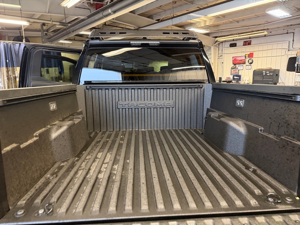 2026 Toyota Tacoma SR5 - Photo 15