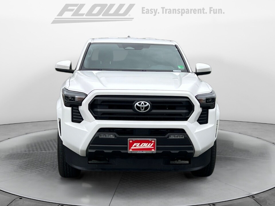 2024 Toyota Tacoma SR5 4x4 photo 2