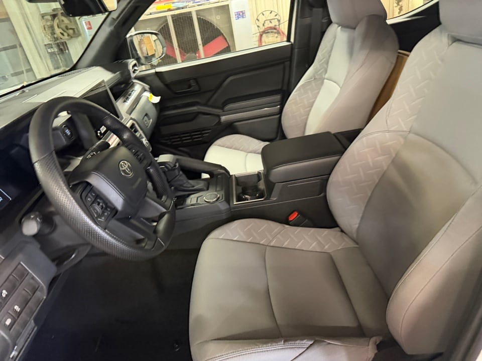 2026 Toyota Tacoma SR5 - Photo 30