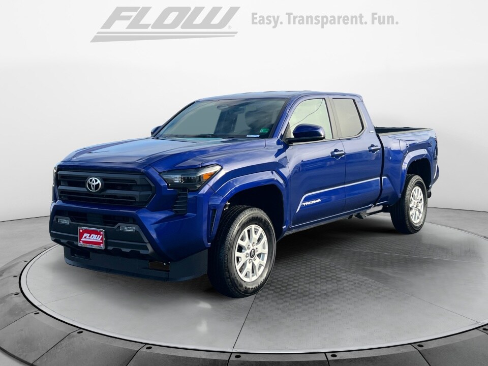 2025 Toyota Tacoma SR5 photo 3