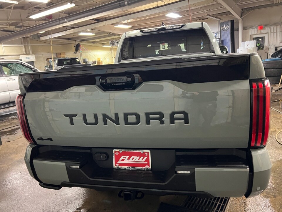 2026 Toyota Tundra Platinum - Photo 14