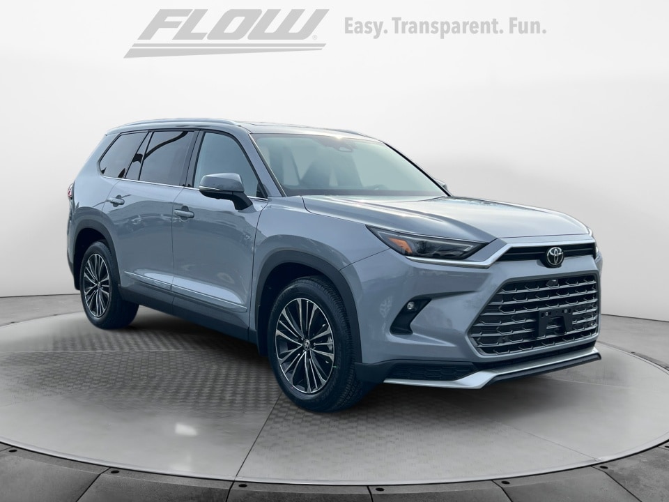 2026 Toyota Grand Highlander Platinum's photo