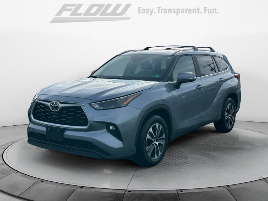 Used 2023 Toyota Highlander SUV