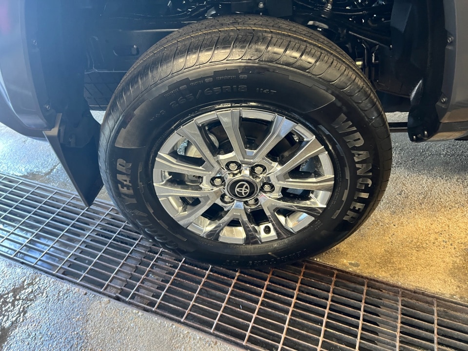 2026 Toyota Tacoma Limited - Photo 23