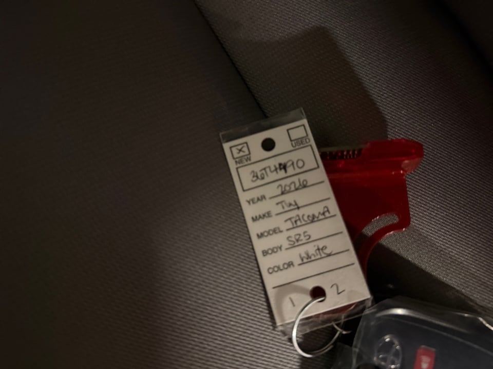 2026 Toyota Tacoma SR5 - Photo 34