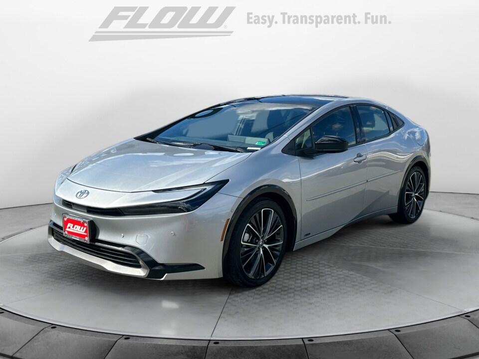 2025 Toyota Prius Limited AWD-e photo 3