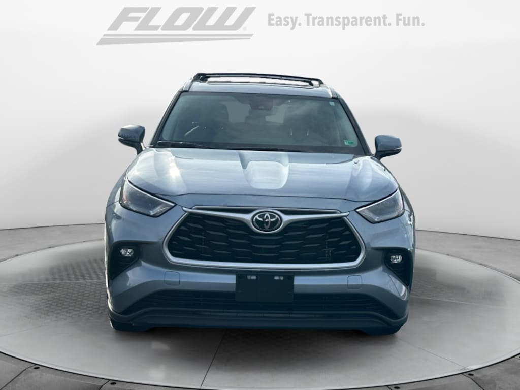 Used 2023 Toyota Highlander SUV