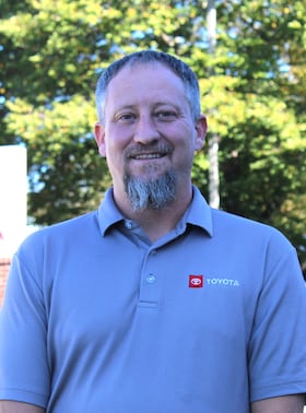 Staff member Derek Mathews from 71bb67018585