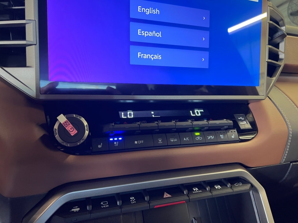 2026 Toyota Tundra 1794 Edition - Photo 18