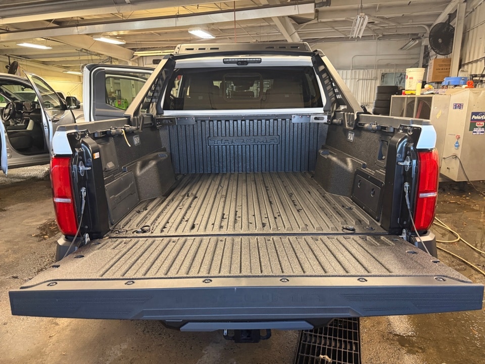 2026 Toyota Tacoma Trailhunter - Photo 14