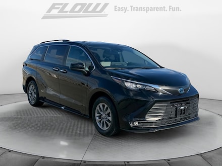 2025 Toyota Sienna XLE 8 Passenger Van Passenger Van