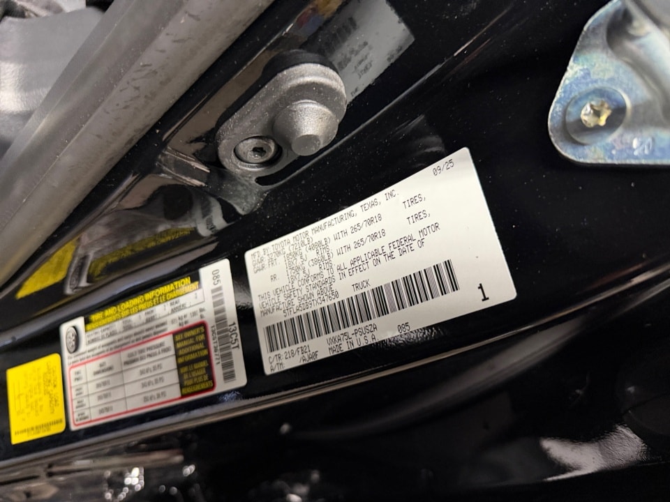 2026 Toyota Tundra SR5 - Photo 39