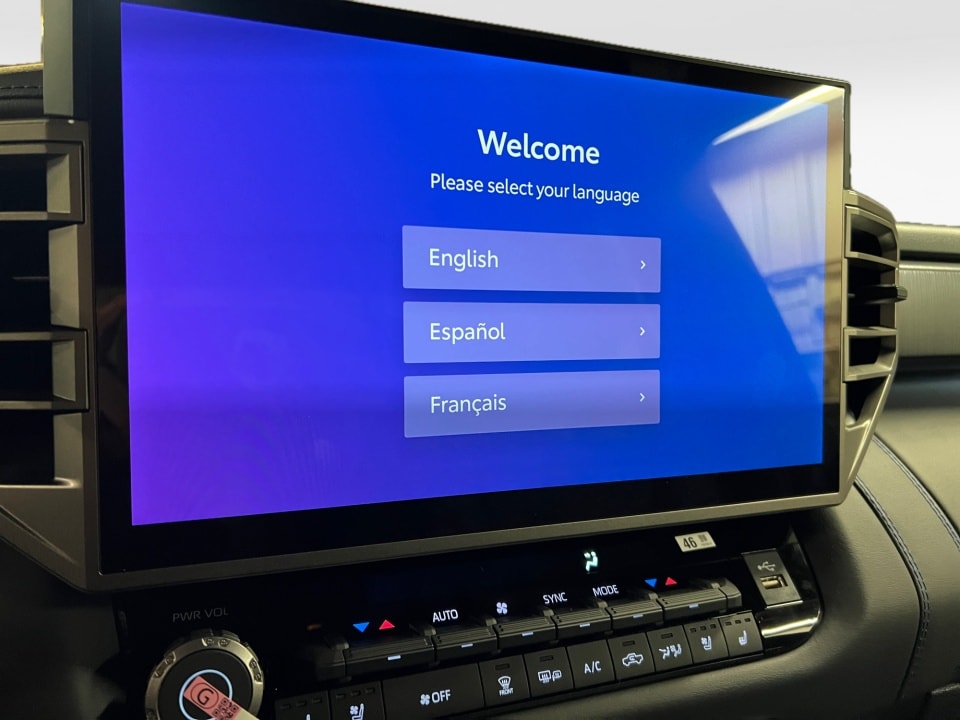 2026 Toyota Tundra Platinum - Photo 17