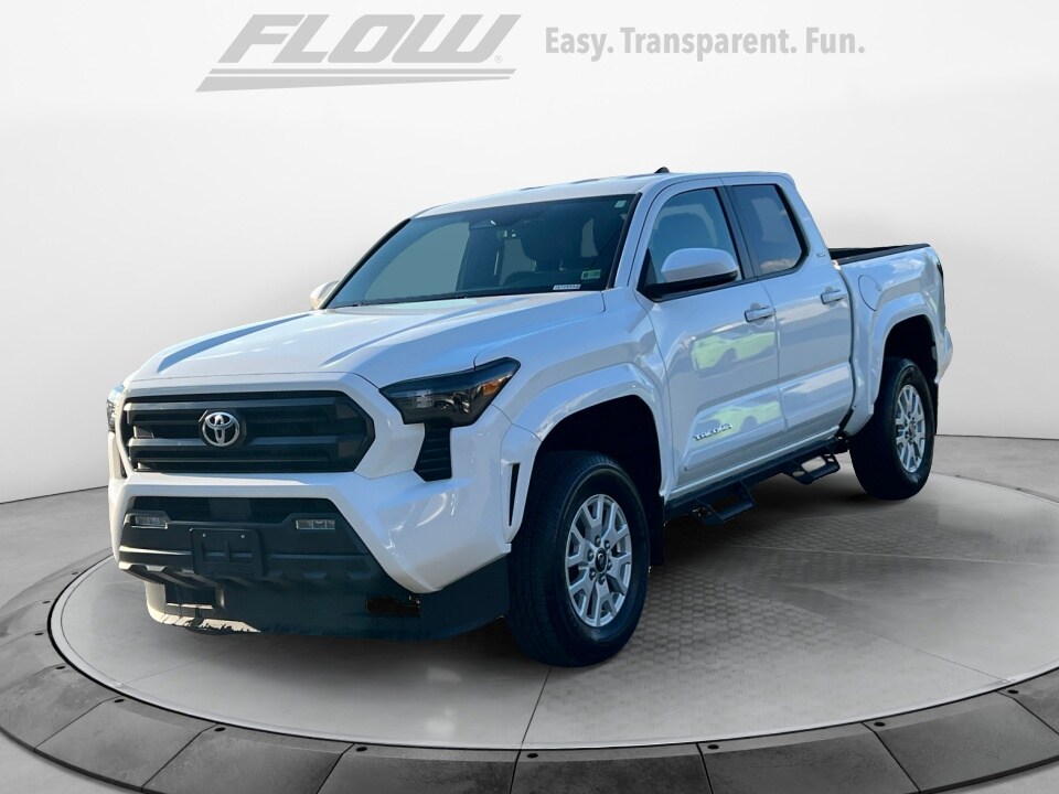 2024 Toyota Tacoma SR5 4x4 photo 3