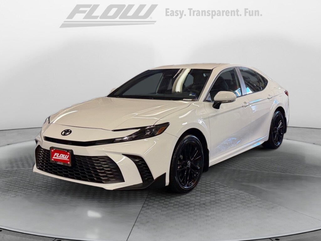Used 2026 Toyota Camry SE Sedan