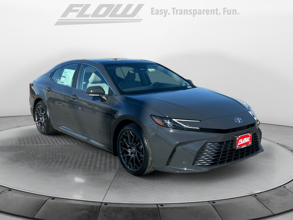 2026 Toyota Camry XLE's photo
