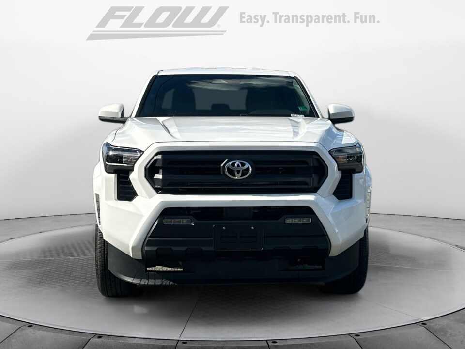 2024 Toyota Tacoma SR5 4x4 photo 2