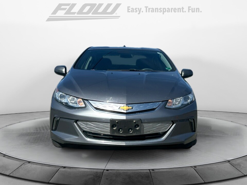2019 Chevrolet Volt LT photo 2