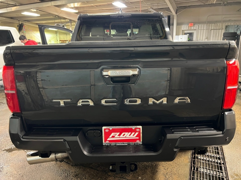 2026 Toyota Tacoma Limited - Photo 14