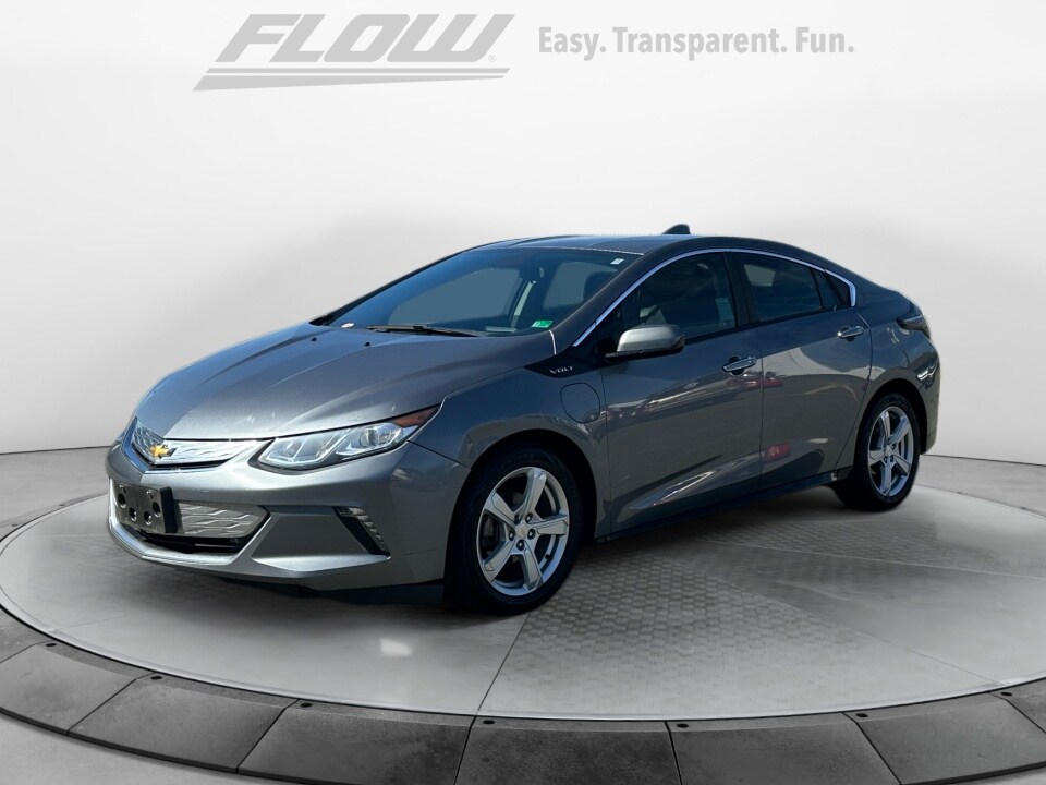 2019 Chevrolet Volt LT photo 3