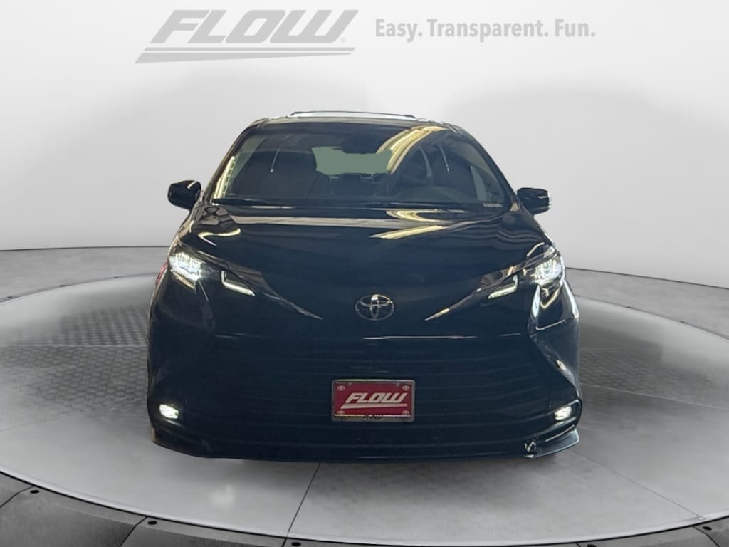 New 2026 Toyota Sienna XLE Van Passenger Van